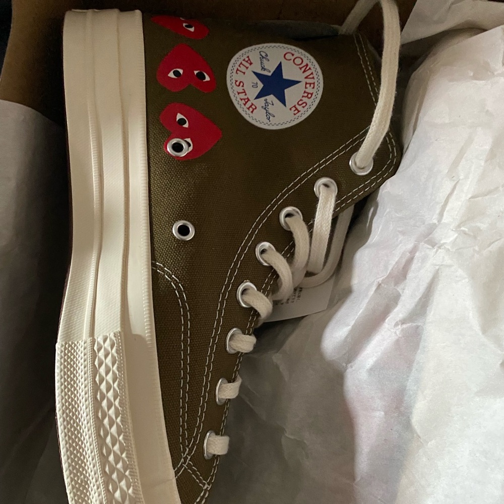CDG converse